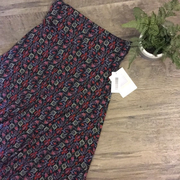LuLaRoe Dresses & Skirts - NWT Lularoe Floral Maxi Skirt